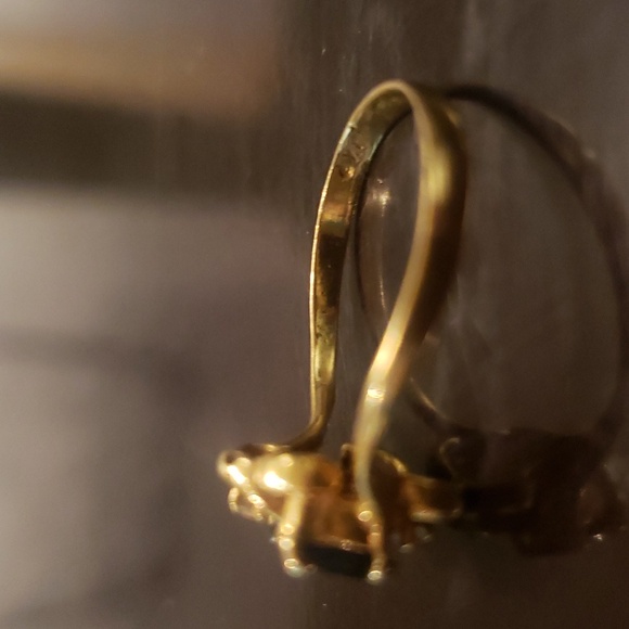 Dainty 14kt Gold Ring - Picture 2 of 6
